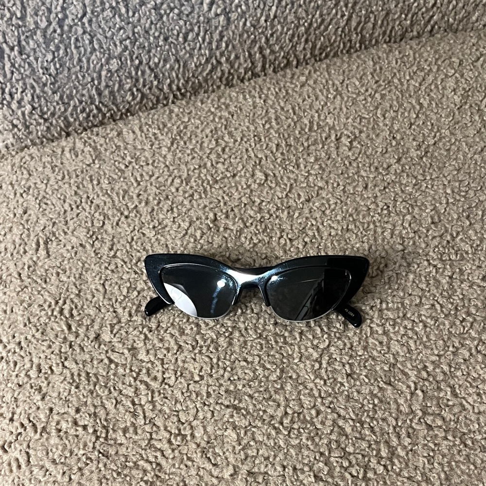 Banbe sunglasses